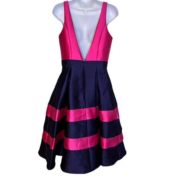 Mac Duggal Pink And Navy Blue Asymmetrical Dress Size 4 Homecoming HOCO - Picture 2 of 3